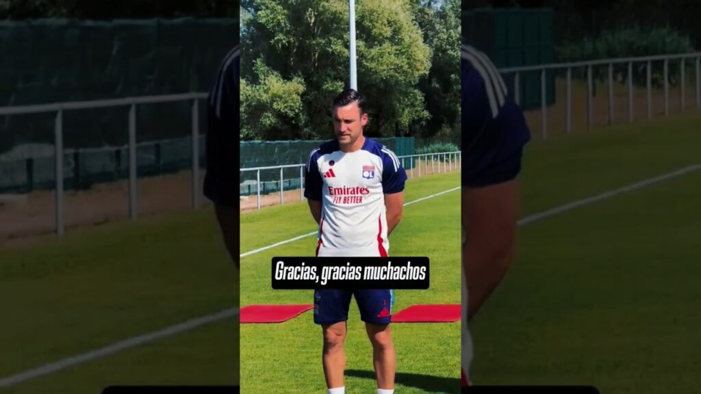 Asi Lo Recibio El Lyon Al Campeon De America‼️😱 #tagliafico #futbol #shorts