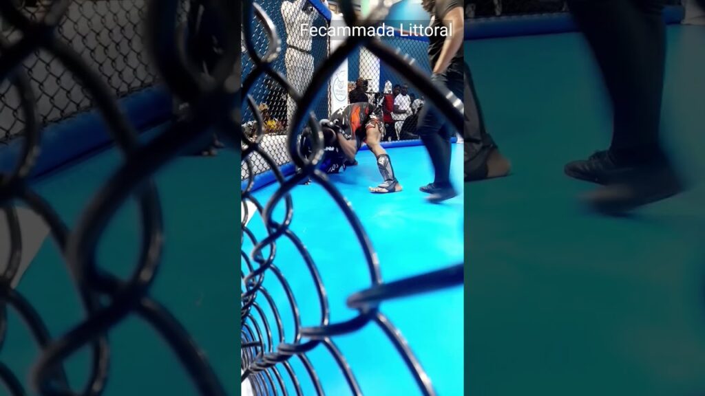 Moments intenses Coupe du Cameroun de #mma entre NOUHOU ARAFAT et ABDEL BOSCO #mmanews #wrestling