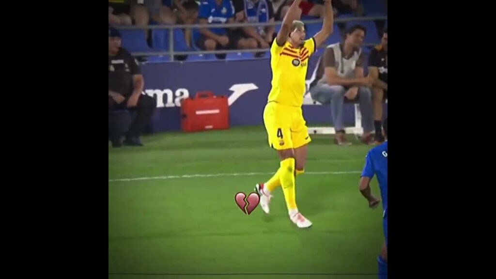 Ronald Araujo 🇺🇾👻 #edit #futbol#football #messi #footballedits #uruguay #ronaldo