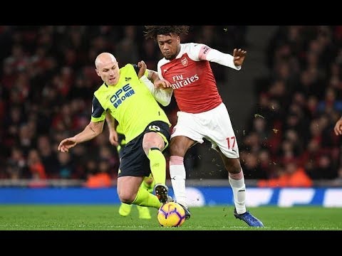 Huddersfield midfielder Aaron Mooy ruled out of Australia's Asian Cup defence