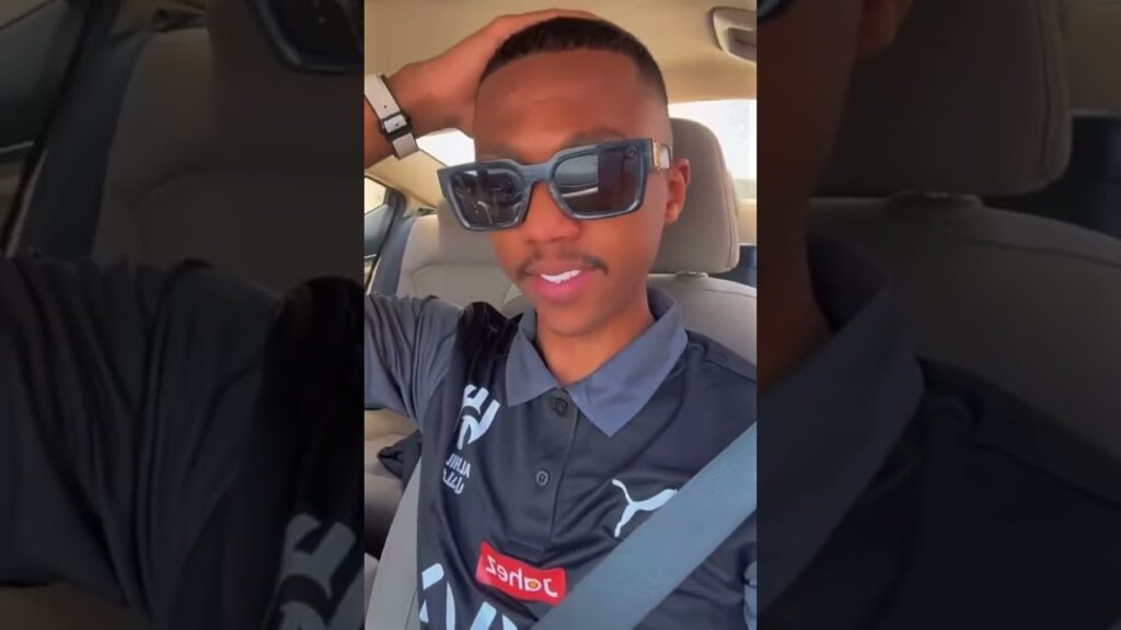 ناصر الدوسري قبل المغادرة إلى المعسكر