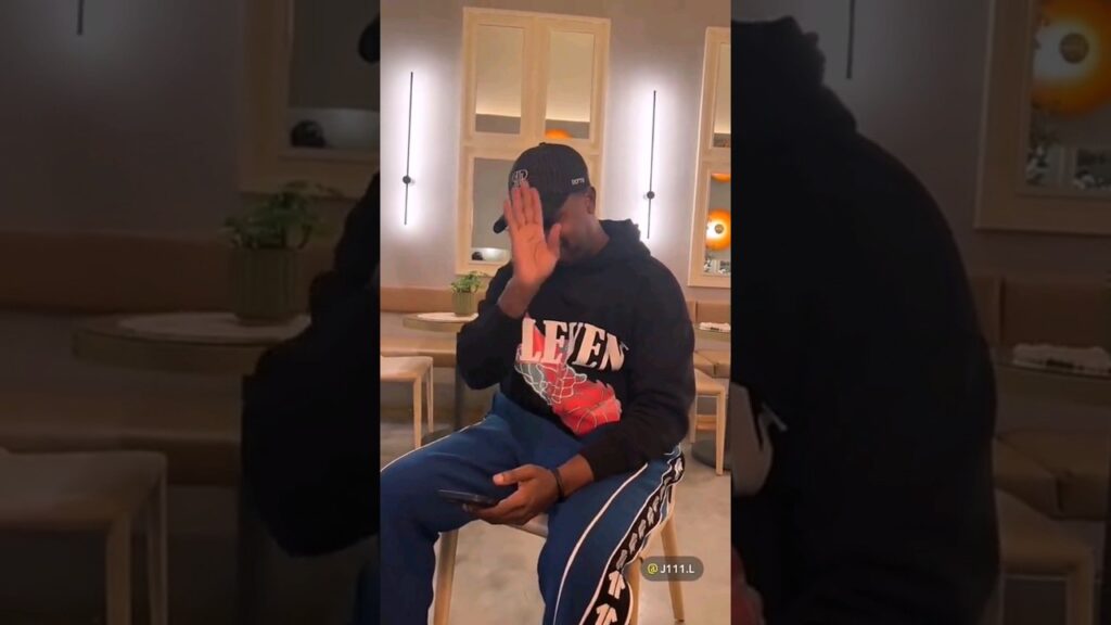 ياسر فتح السناب بس عشان ينتقد جيجي 🤣🤣💙 #ياسر #الشهراني #الهلال #alhilal