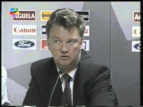 Manolo Lama y Louis van Gaal