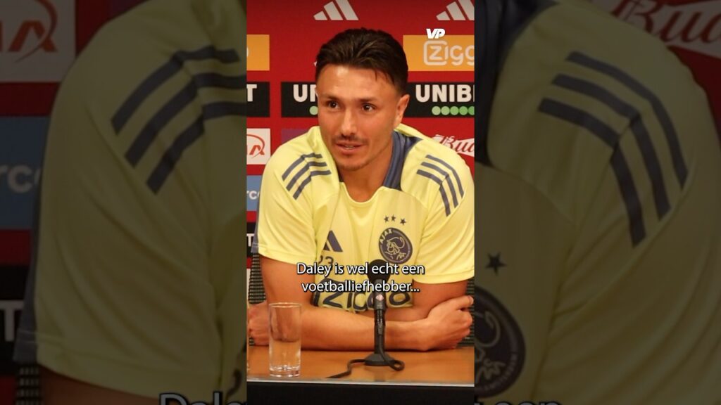 STEVEN BERGHUIS 🧡 DALEY BLIND! #Ajax #Amsterdam