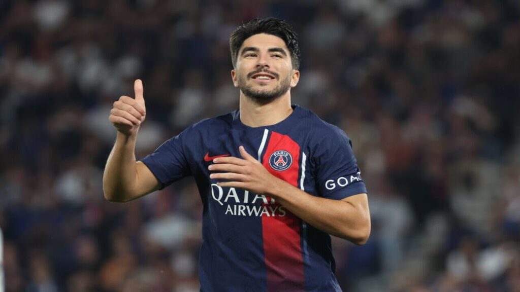 This is why West Ham United want Carlos Soler !