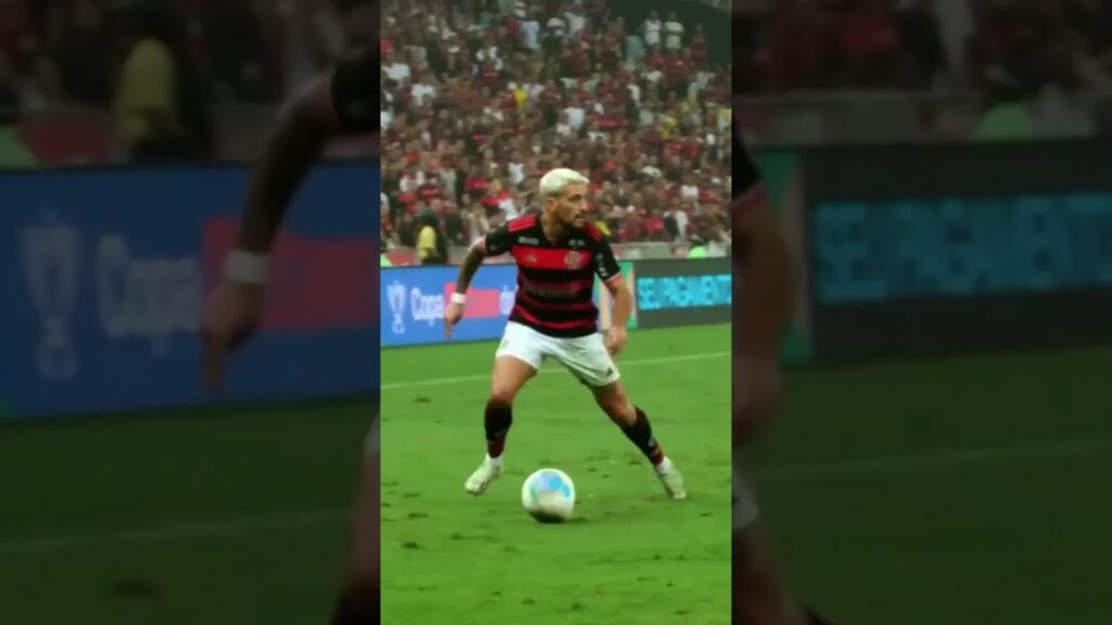 Giorgian de Arrascaeta is getting ready for the match against Palmeiras #shorts