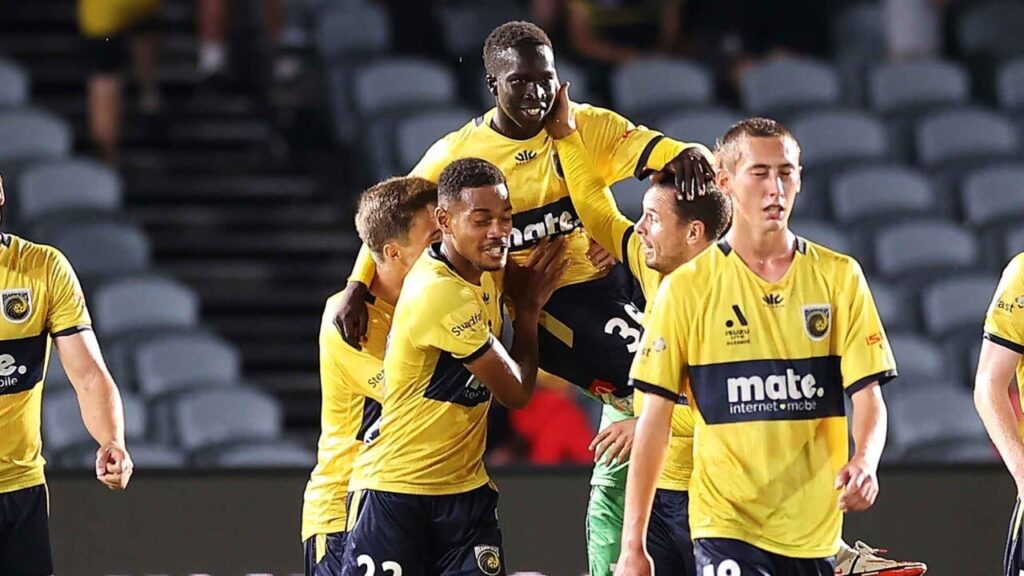 Garang Kuol's Isuzu UTE A-League introduction