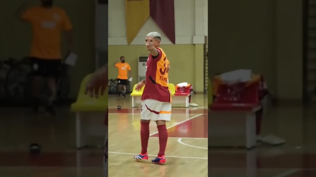 ⛹🏻‍♂️ Lucas Torreira'nın saha ortasından attığı sayı (Galatasaray YouTube Katıl #galatasaray
