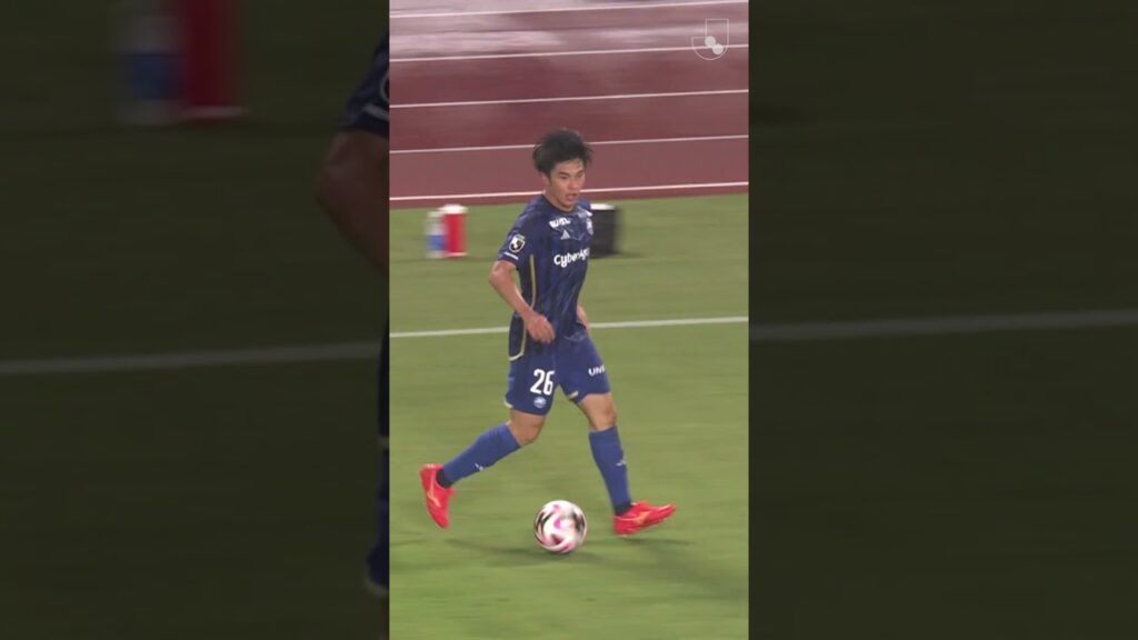 Aussie stars Thomas Deng and Mitch Duke face off as Albirex Niigata take on FC Machida Zelvia! 🇦🇺⚽