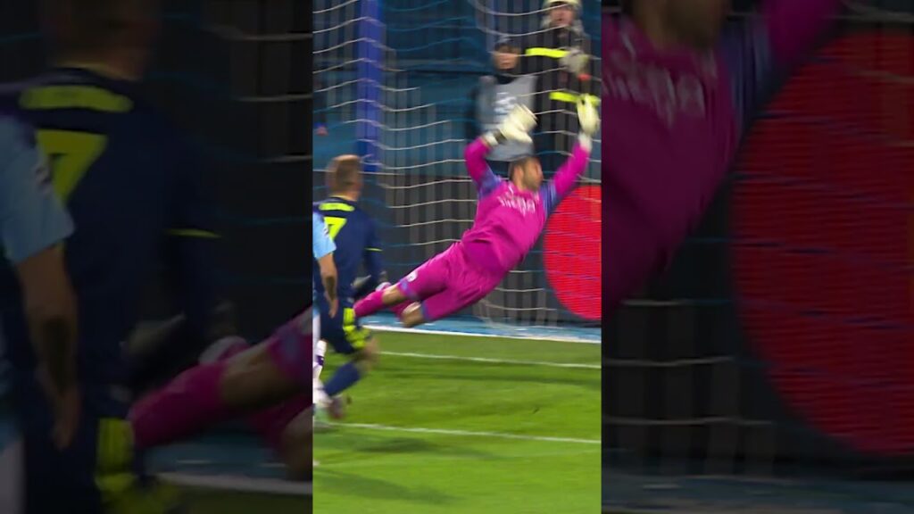 Olmo with the volley 🔥