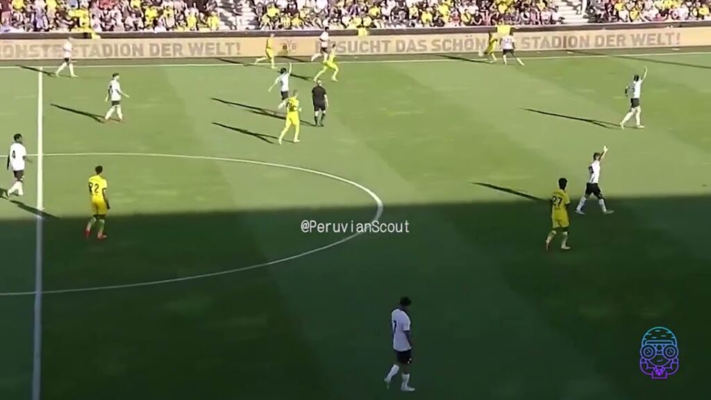 Nico Schlotterbeck vs Valencia CF (18/07/2022)