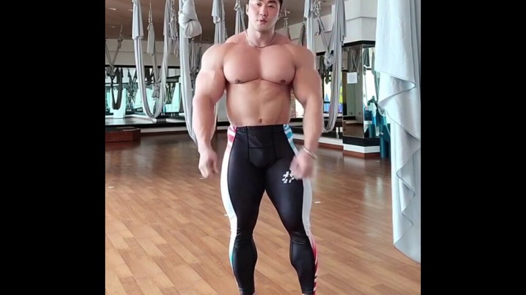 Seung Chul Lee posing