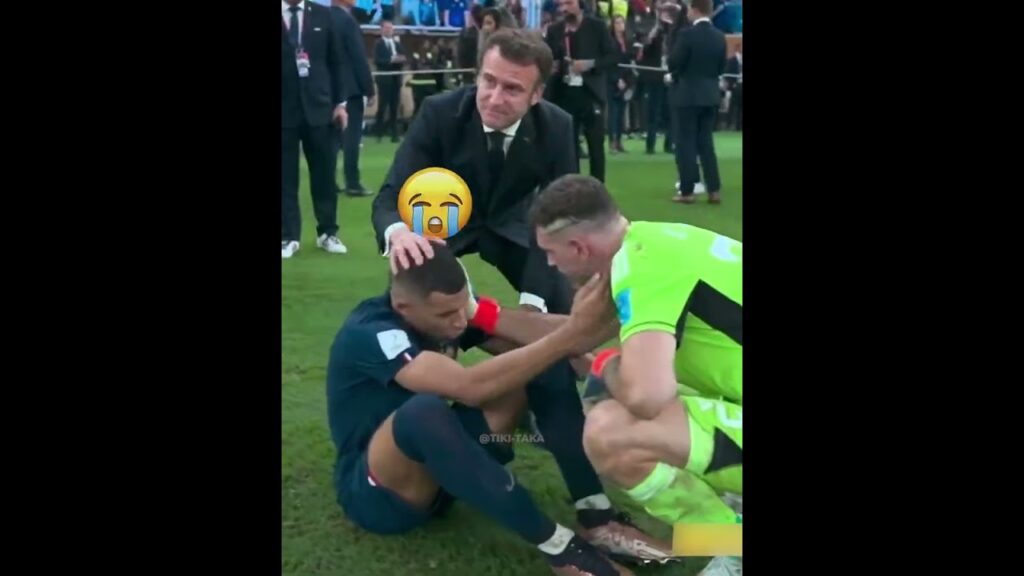 The Other Side of Emi Martinez.. 🤍