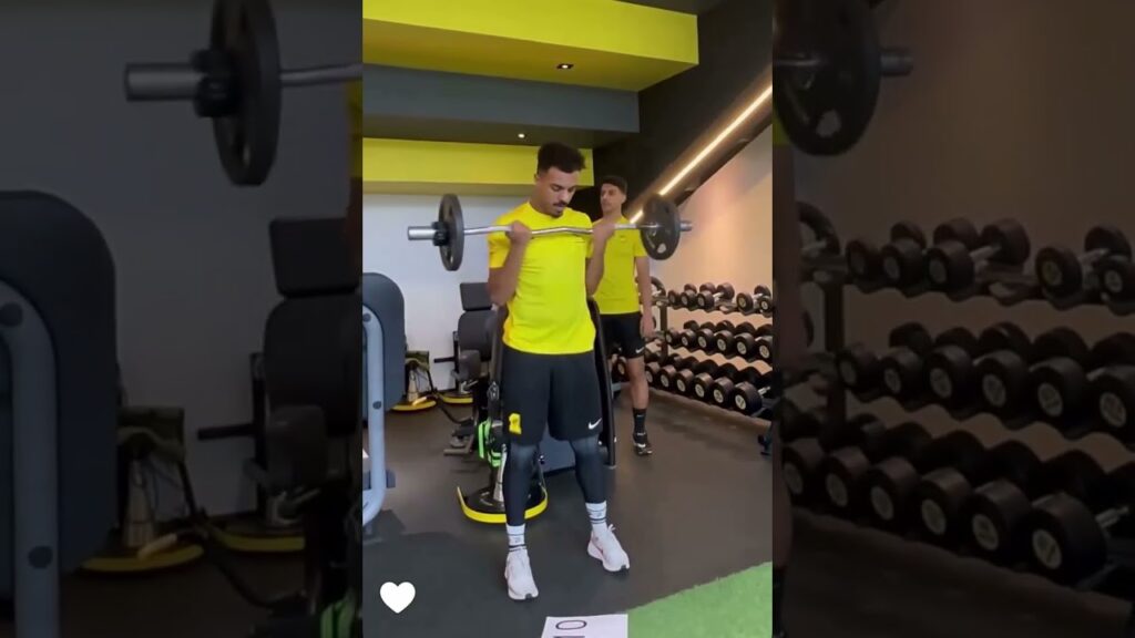 بامسعود ومروان الصحفي يواصلان العمل