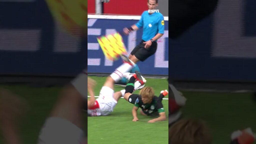 Ko Itakura tackles 💪