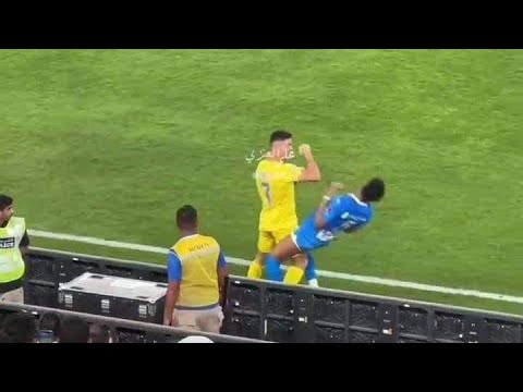 اللقطة كاملة .. لقطة كرستيانو رونالدو مع علي البليهي التي طرد فيها ... ما رائيك 🤔