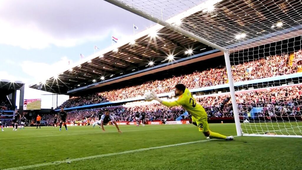 David Raya crazy saves