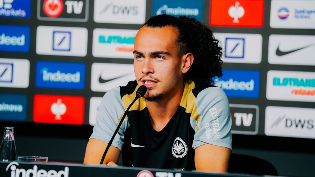 "Der perfekte Schritt für mich" I Die Pressekonferenz mit Arthur Theate im Re-Live