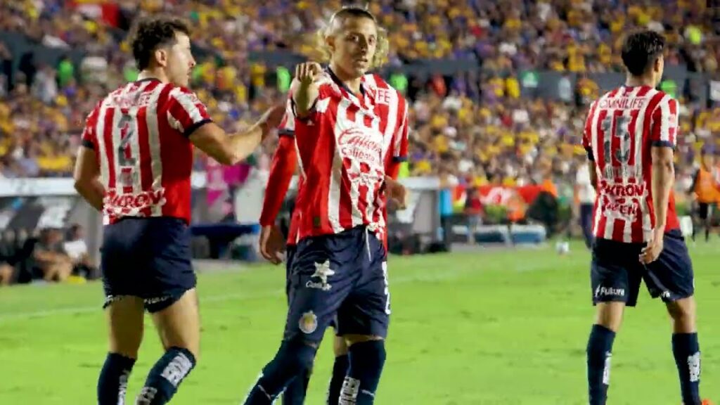 Así se vio el Gol de Roberto Alvarado por la cámara de CHIVASTV 🔥