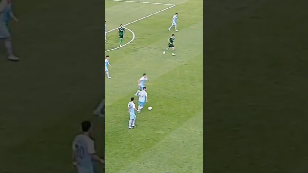 폼 올라온 김진수의 미친 공격력, 국내 원탑 레프트백 맞네 ㄷㄷㄷㄷ #반바지 #shorts