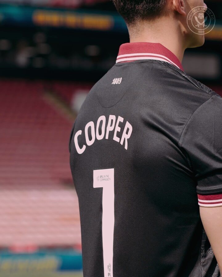 Cooper signs