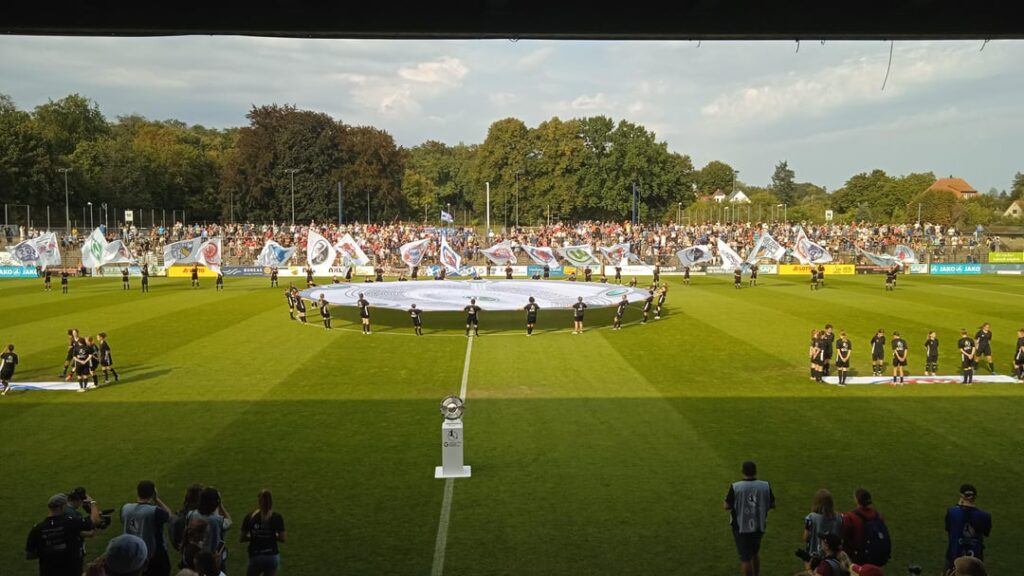 Frauen Bundesliga is back (Turbine Potsdam-Bayern Munchen)