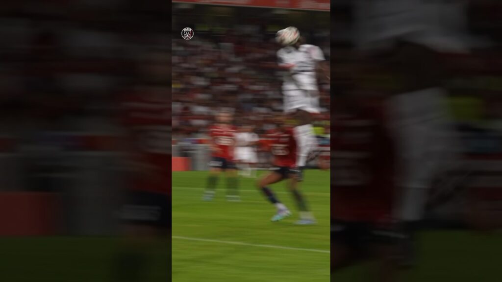 💥 Randal Kolo Muani, with a header! ⚽️ #psg #goals #ligue1