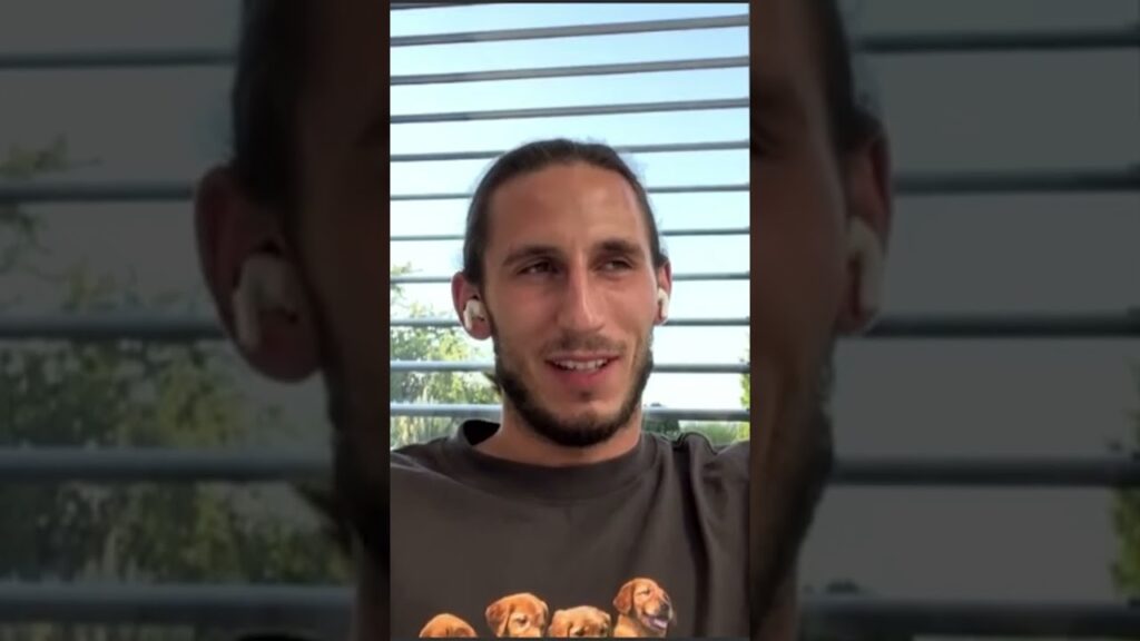 BOREK PYTA, GRABARA ODPOWIADA - SZYBKIE Q&A #kanałsportowy #borek #shorts