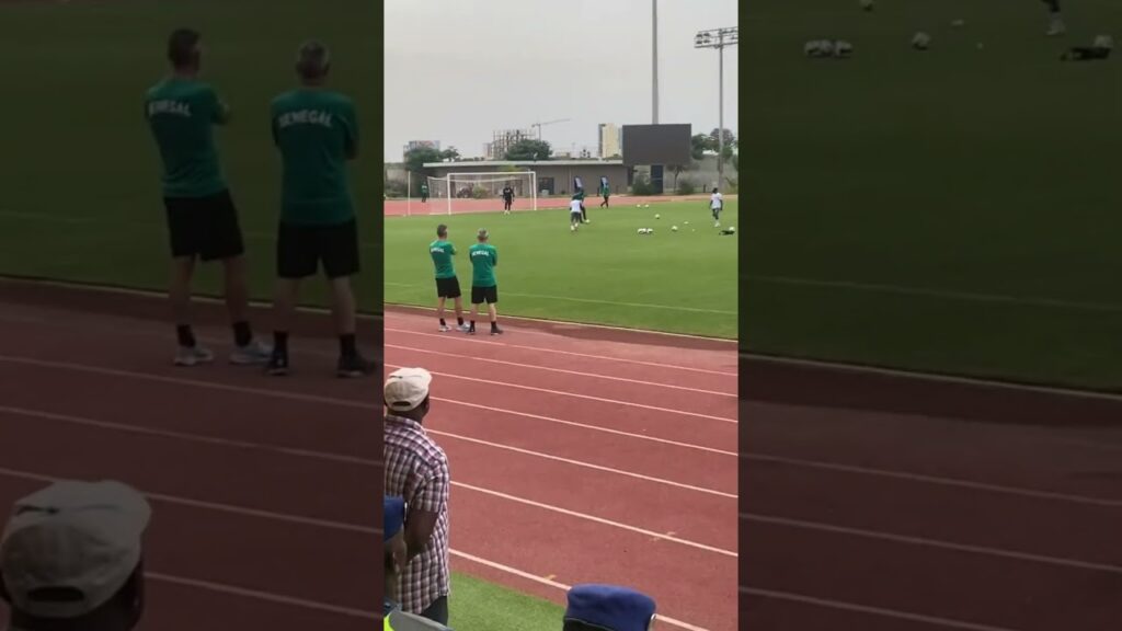 SADIO MANÉ et ILIMAN NDIAYE travaillent devant le but #senfootballtv @senfootballtv1