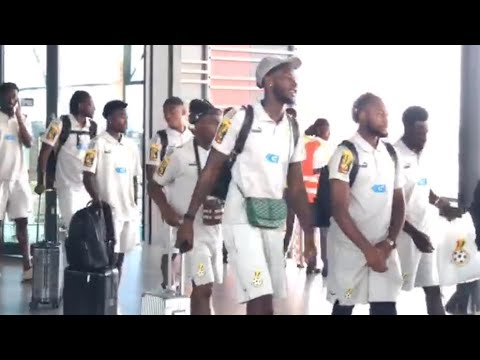 BLACK STARS PLAYERS ARRIVES IN KUMASI INAKI, KUDUS, SALISU, ANTOINE SEMENYO, PARTEY