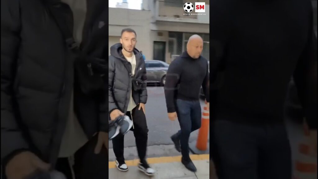 Germán Pezzella llegando a su revisión médica. #river #riverplate #pezzella #futbol #gallardo #carp
