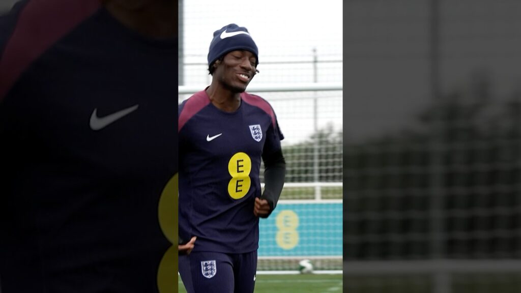 When Saka Challenged Madueke 😂🤝