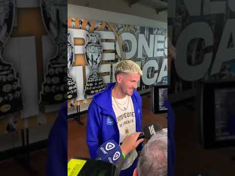 Rodrigo De Paul en zona mixta con Radio FMQ