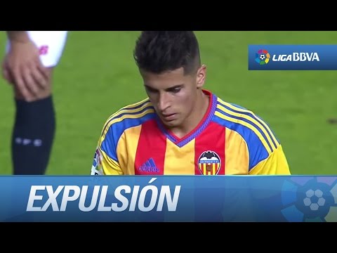 Expulsión de Joao Cancelo por dar un manotazo a Escudero