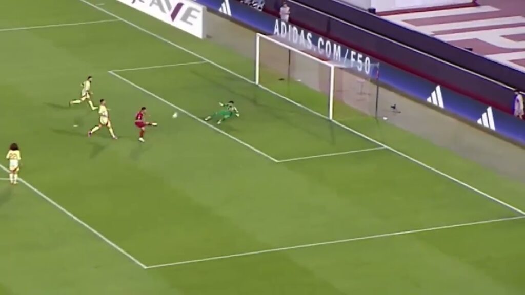 Luka Jović Miss vs Spain!