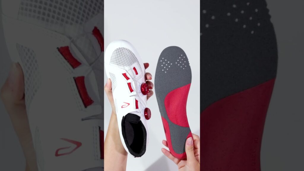 Only 100 pairs available! Co-designed with Carlos Rodriguez of Ineos Grenadiers⚡