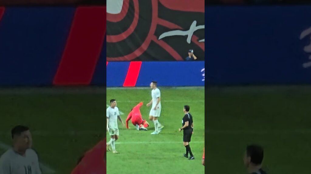 골 놓쳐서 억울한 황인범이 땅치며 보여준 행동