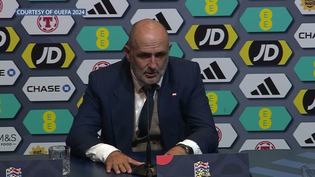 Michał Probierz PRAISES Robert Lewandowski and EXPLAINS why he was SUBBED OFF