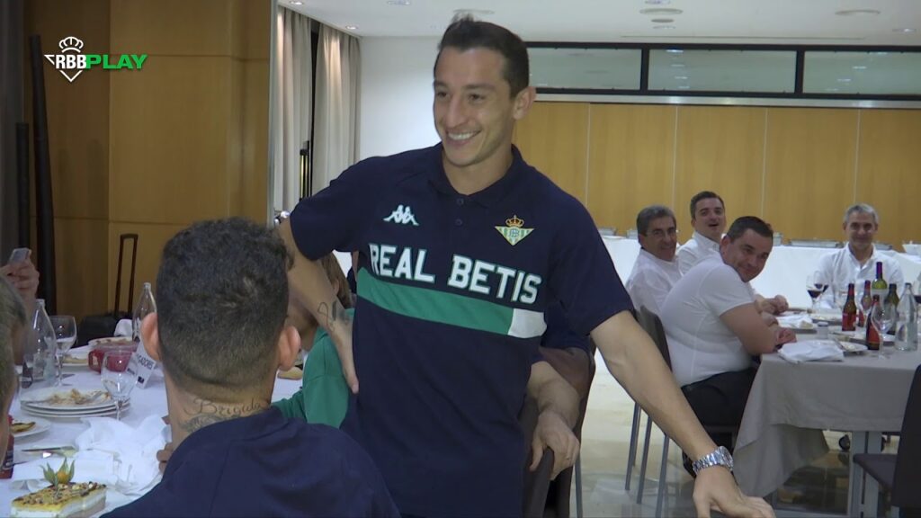 Viva tú y viva México, Andrés Guardado