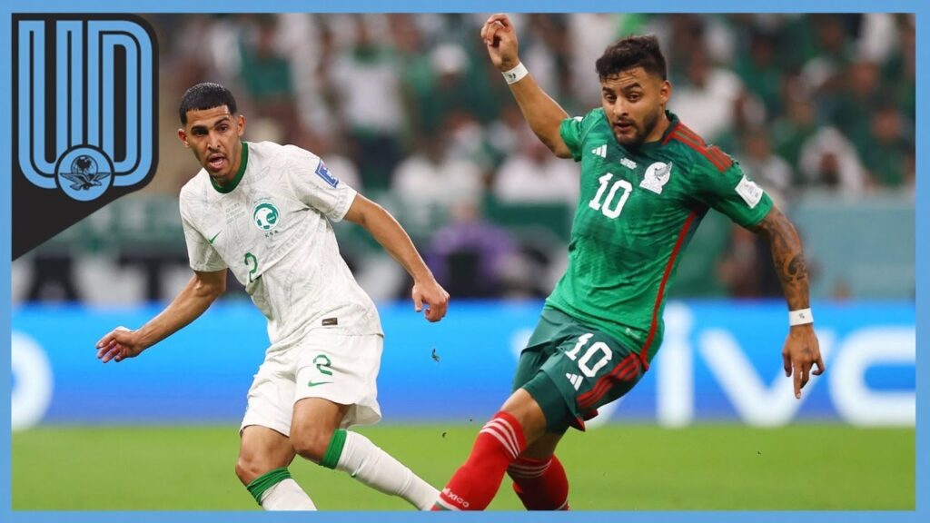 Alexis Vega presume que su nuevo tatuaje es el logo de Qatar 2022