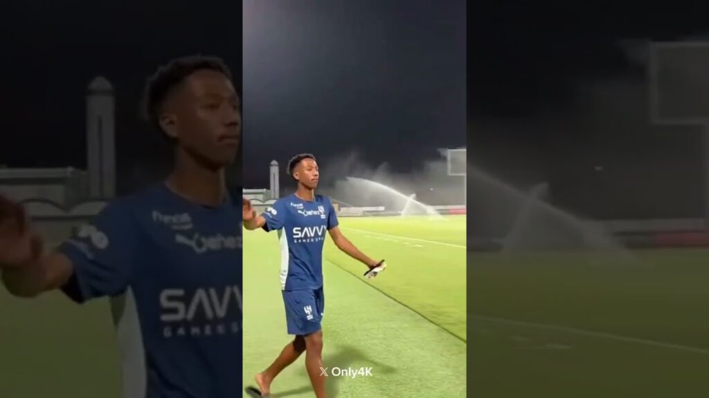 يتواجد 'ناصر الدوسري' في تدريبات الهلال