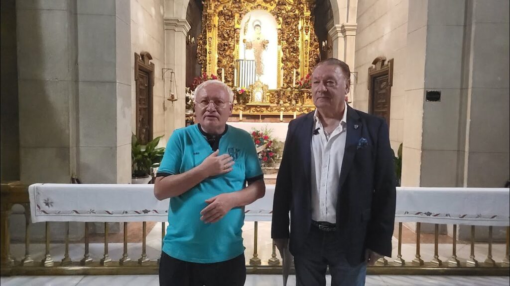 Agustín Lasaosa y Pepe Domingo Anzano en la Ofrenda de la SD Huesca a San Lorenzo