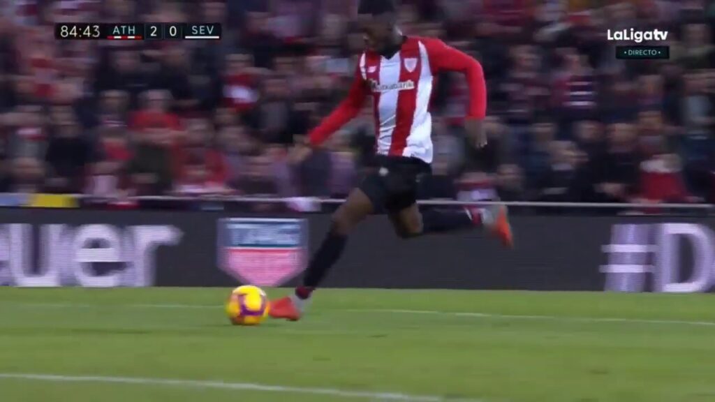 Golazo antológico de Iñaki Williams contra el Sevilla