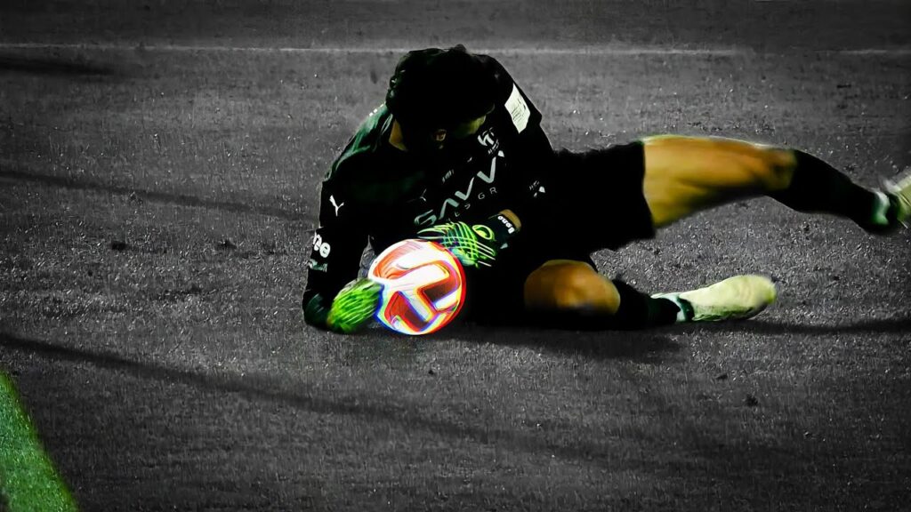 ياسين بونو | السّد العالي وجنون المعلقين 😍🔥