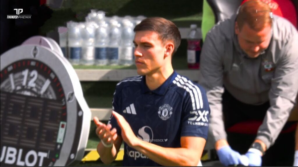 Manuel Ugarte Manchester United Debut vs Southampton 2024 |HD