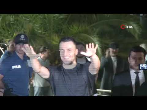 Fenerbahçe'nin yeni transferi Filip Kostic Türkiye'ye geldi