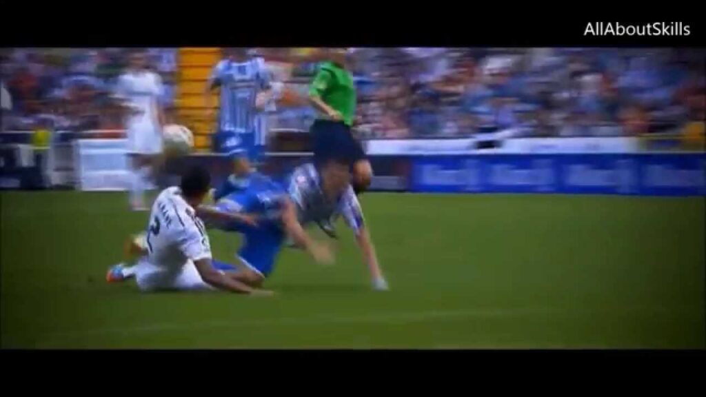 Raphaël Varane | Best Young Defender | Real Madrid (2014/15)