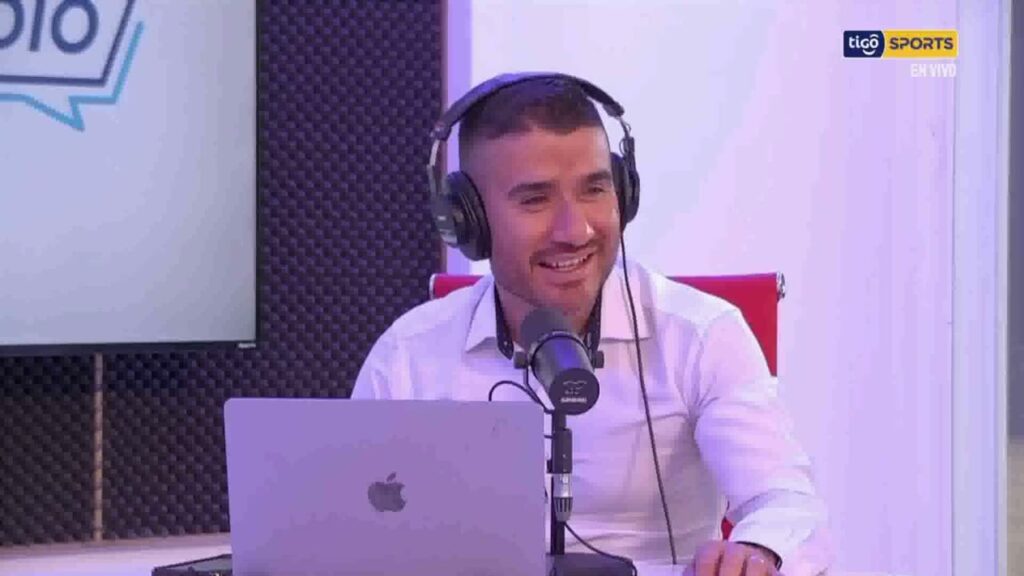 "Yo también hubiera fichado a Bryan Oviedo"