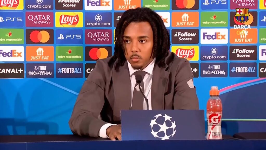 JULES KOUNDÉ en RUEDA DE PRENSA previa al partido del FC BARCELONA VS MONACO en CHAMPIONS LEAGUE