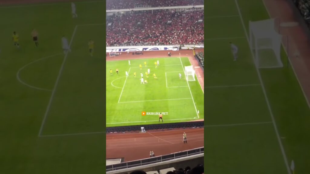 Tendangan Ragnar Oratmangoen masih bisa diblok Harry Souttar #maartenpaes #football
